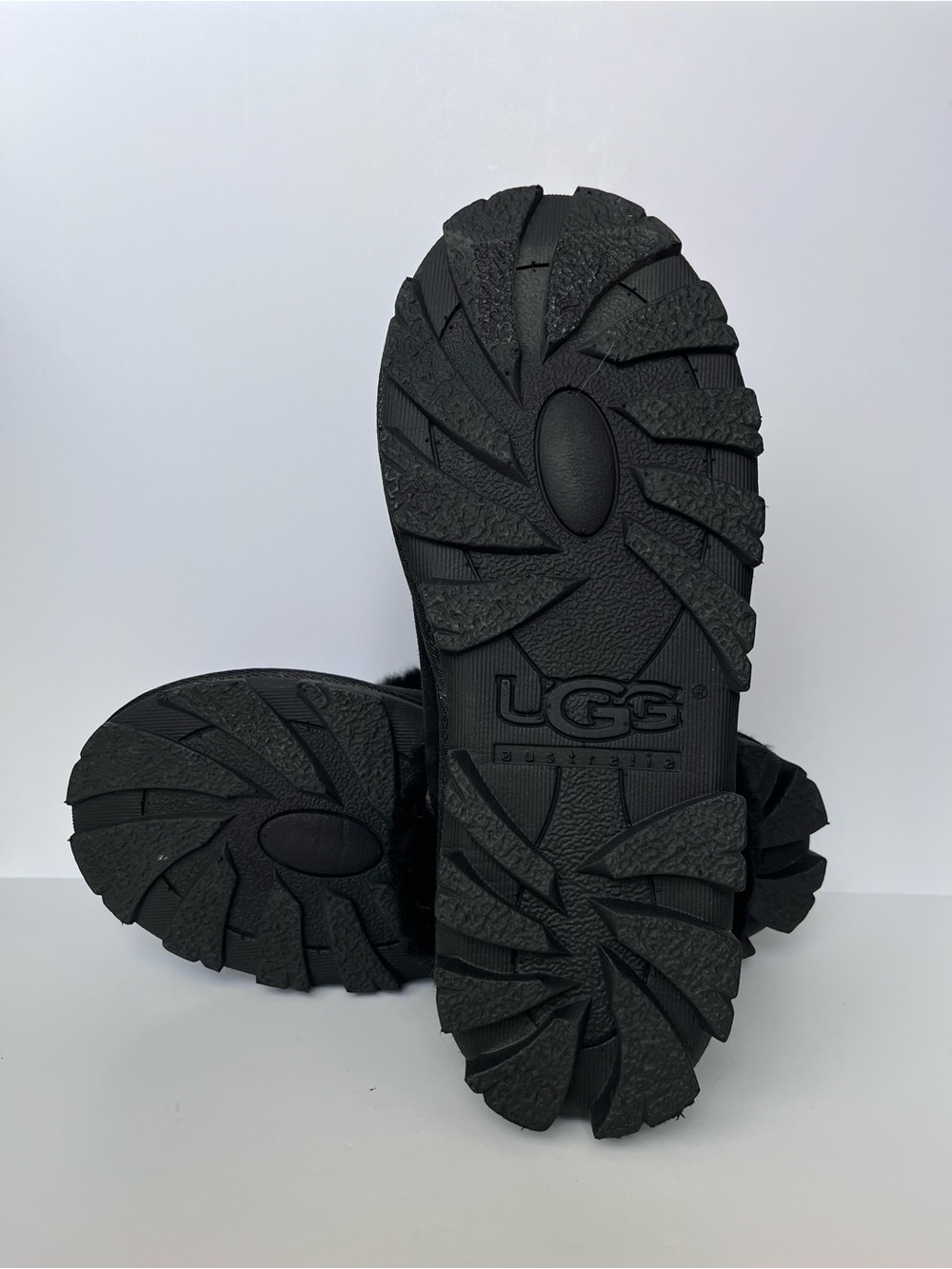 UGG Australia Coquette Shearling Collar Plush Slippers Black Women’s Size 7 - Picture 8 of 9